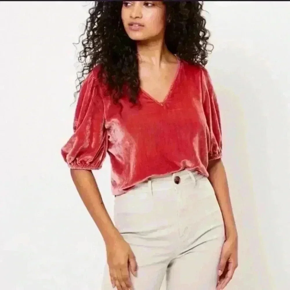 LOFT Women's XS Velvet Puff Sleeve Blouse Coral V-Neck Casual Top